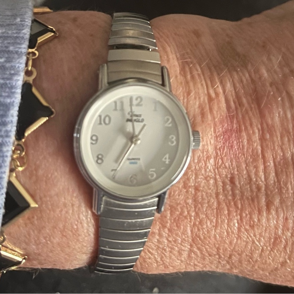Timex womans watch with background light
